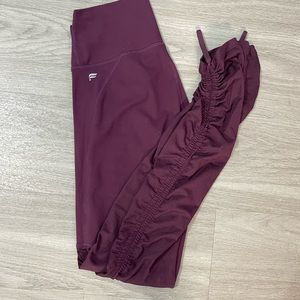 Pre-loved! FABLETICS Maroon Gathered Leggings!